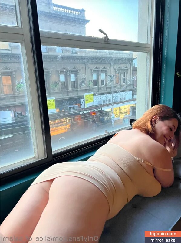 Bel Larcombe / Slice_of_salami_, Bel Larcombe slice_of_salami_, bel_larcombe_ Nahé úniky OnlyFans Fotka #98