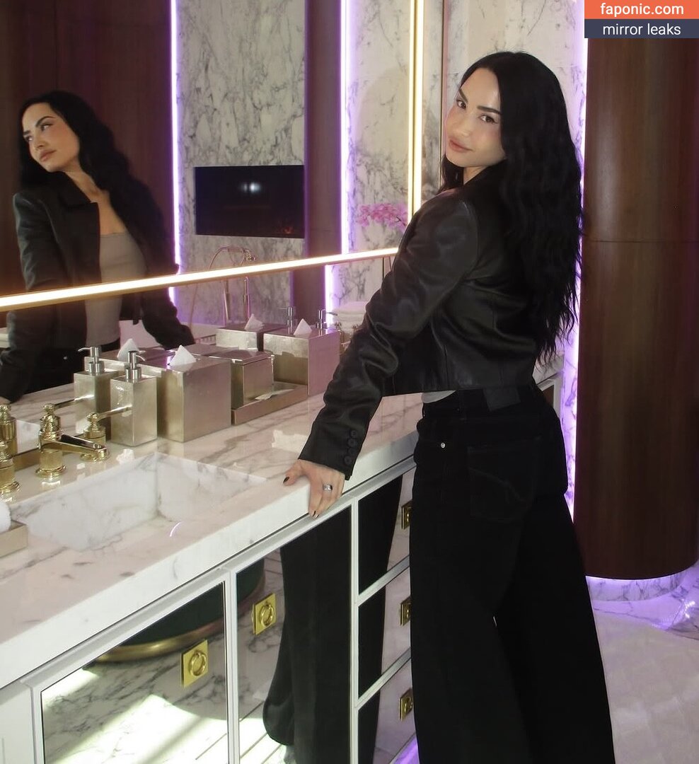 Demi Lovato, ddlovato, https:, tonia_williams Nahé úniky OnlyFans Fotka #1111