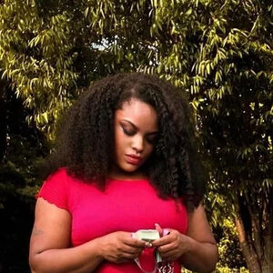 Elle_themuse