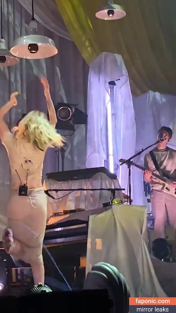 Hayley Williams, meepyfreepy, yelyahwilliams Nahé úniky OnlyFans Fotka #671