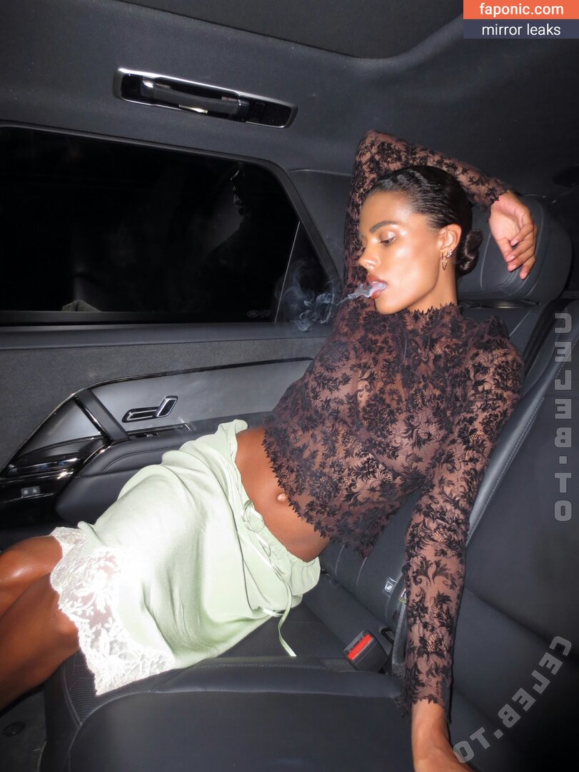 Tina Kunakey, tinakworld, tinariccia Nahé úniky  Fotka #1