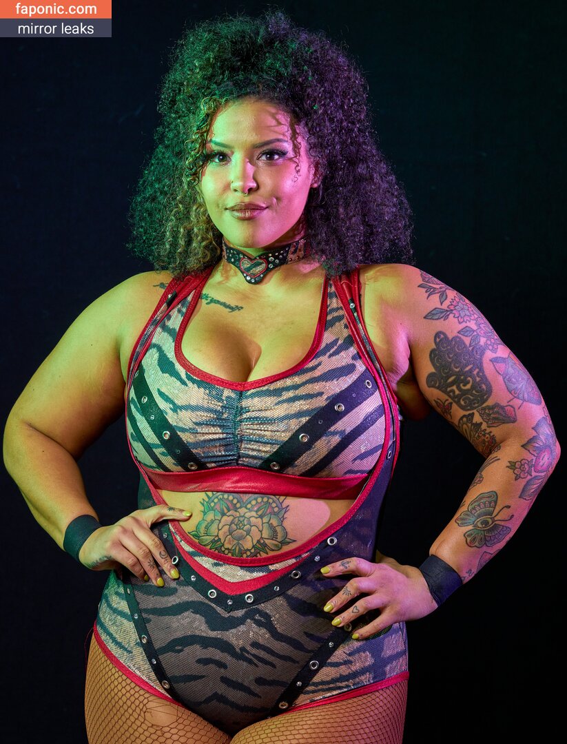 AEW, Willow Nightingale, willowwrestles Nahé úniky  Fotka #22