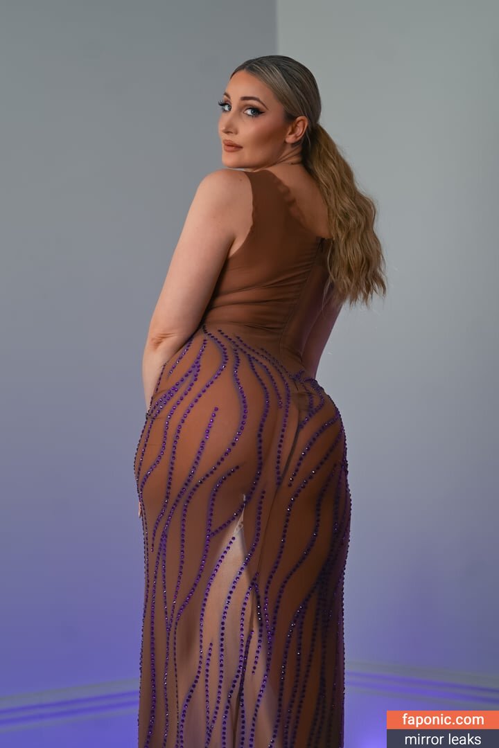 Holly Wolf, HollytWolf, hollywolf, hollywolfirl, veronicafettx, wolfofthewild Nahé úniky OnlyFans/Patreon Fotka #12