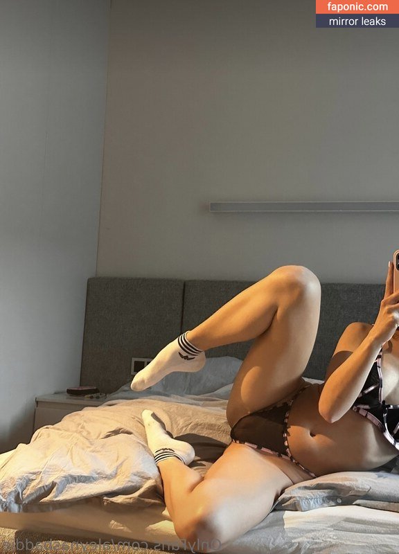 Aleynabaddie, aleynabaddiee, aleynasbaddie, lolygetsu0__ Nahé úniky OnlyFans Fotka #121