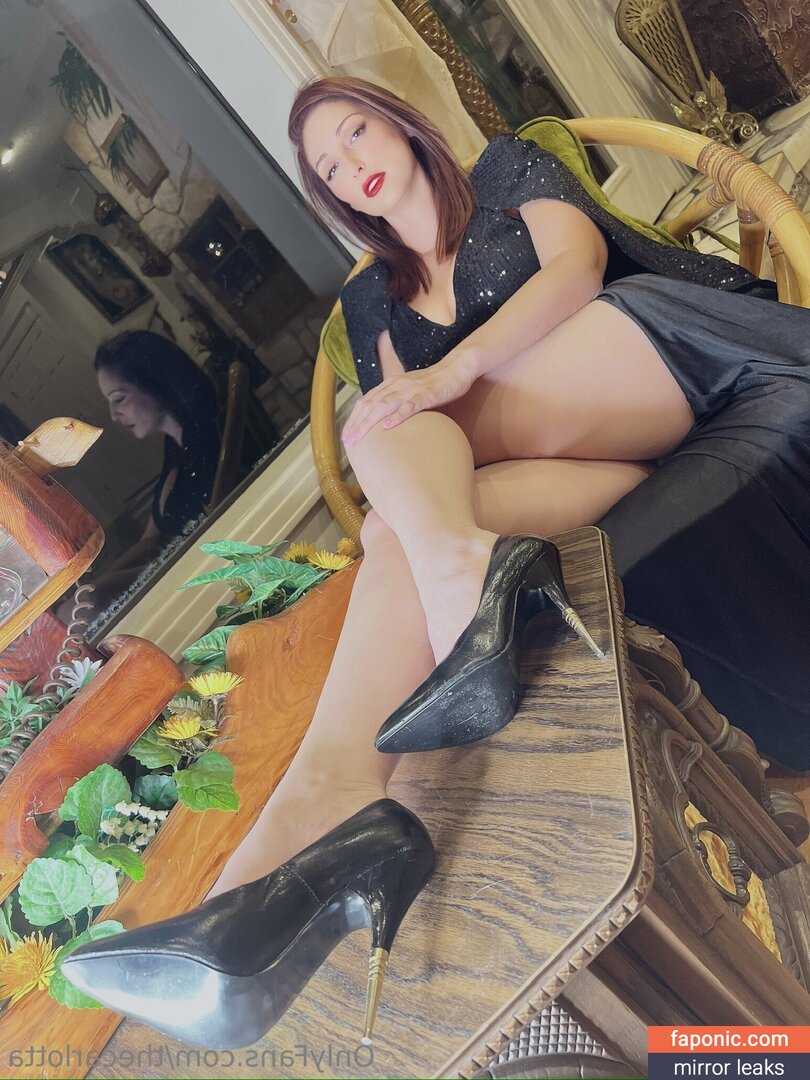 Carlotta Champagne, carlottachampagne, https:, thecarlotta Nahé úniky OnlyFans Fotka #468