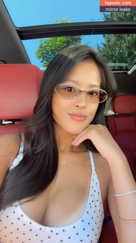 Terri Tran, ntranx, travelingwithterri Nahé úniky OnlyFans Fotka #10