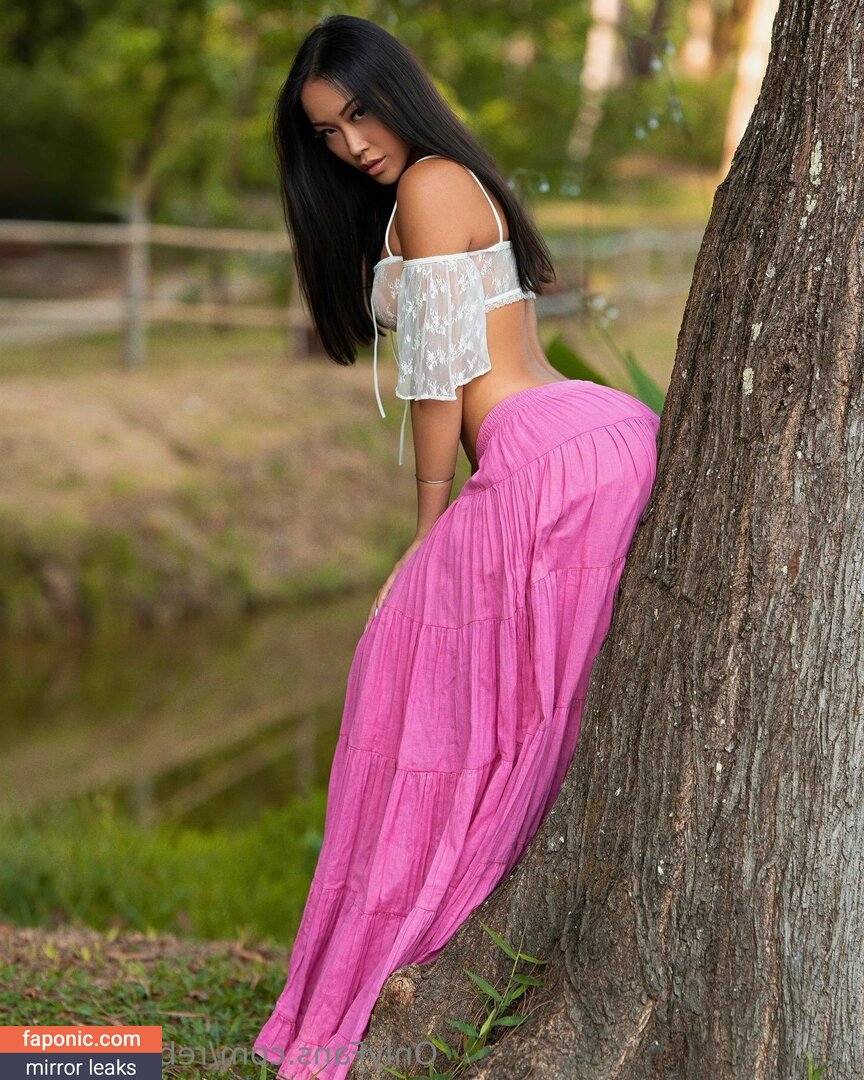 Rebecca Chen, rebeccachen, rebeccachenxoxo Nahé úniky OnlyFans Fotka #5