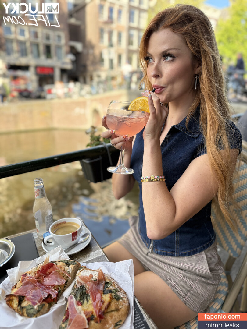 Elly Clutch, PeachGoneWild, ellyclutch, ellyclutchh Nahé úniky OnlyFans Fotka #139