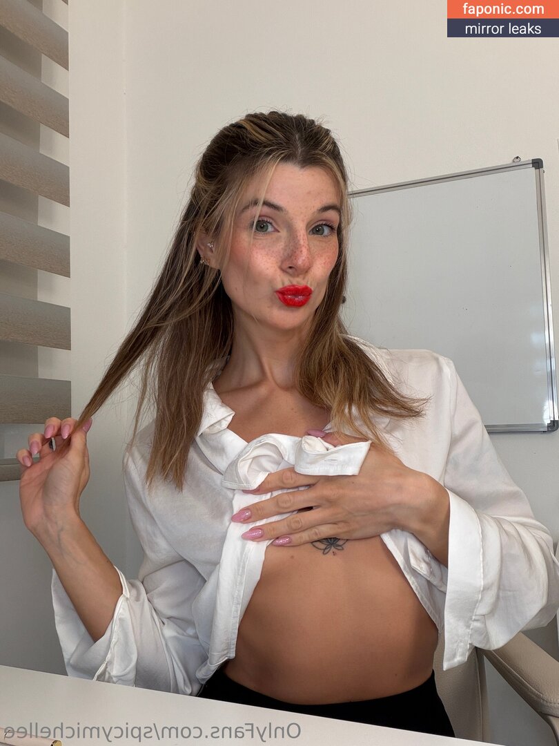 cute.littlemichelle, https:, juicyybomb, michellelovespatriots, spicymichelle, spicymichellee, spicymichellex Nahé úniky OnlyFans Fotka #122