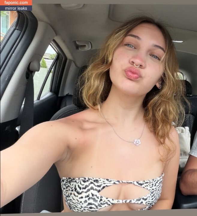 Halia Beamer, HaliaBeamer, aloha_halia Nahé úniky OnlyFans Fotka #370