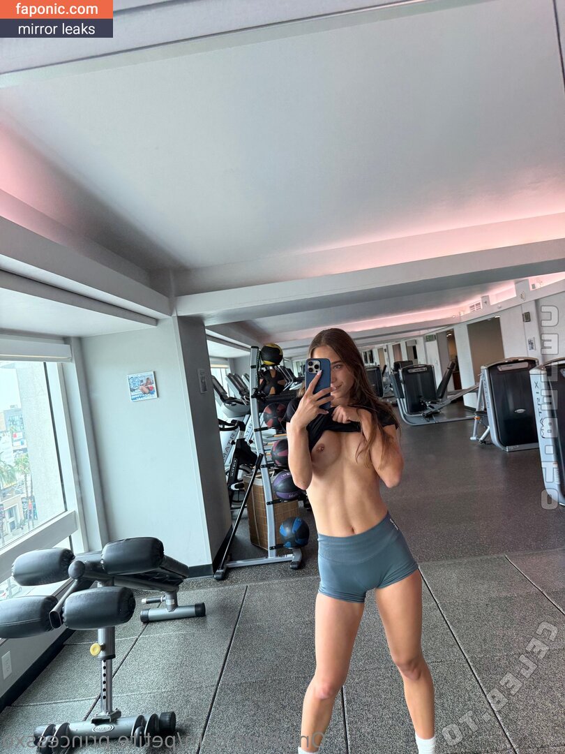 Brooklyn Rose, Emma Strickland, emma_strickland8400, petite.princessxo Nahé úniky OnlyFans Fotka #41
