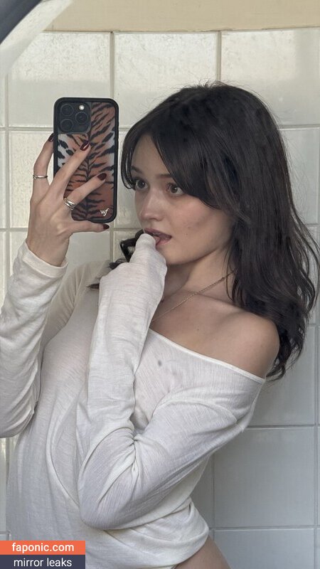 caitlinerinoneill, heyitsapril Nahé úniky OnlyFans Fotka #12