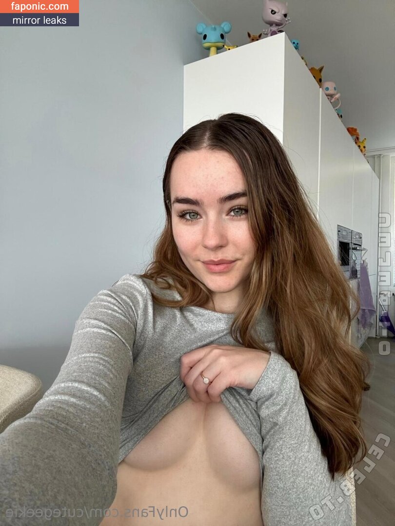 Cutegeekie, Cutelittlepearl, pearfixion Nahé úniky OnlyFans Fotka #695