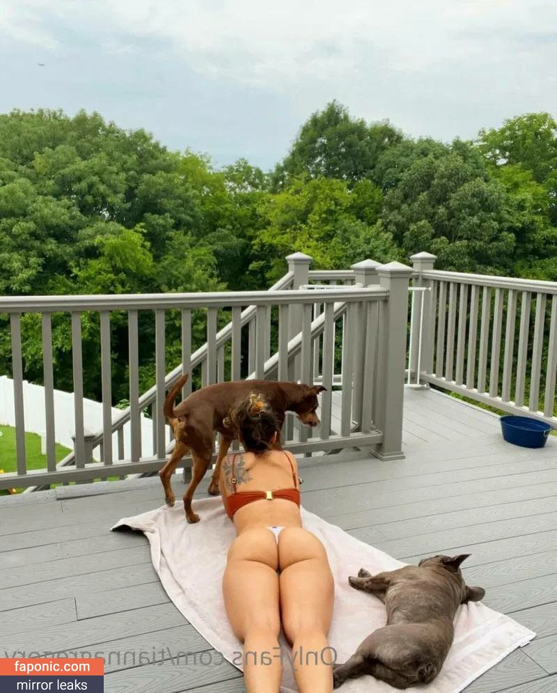 Tianna Gregory, Tiannag Nahé úniky OnlyFans/Patreon Fotka #49