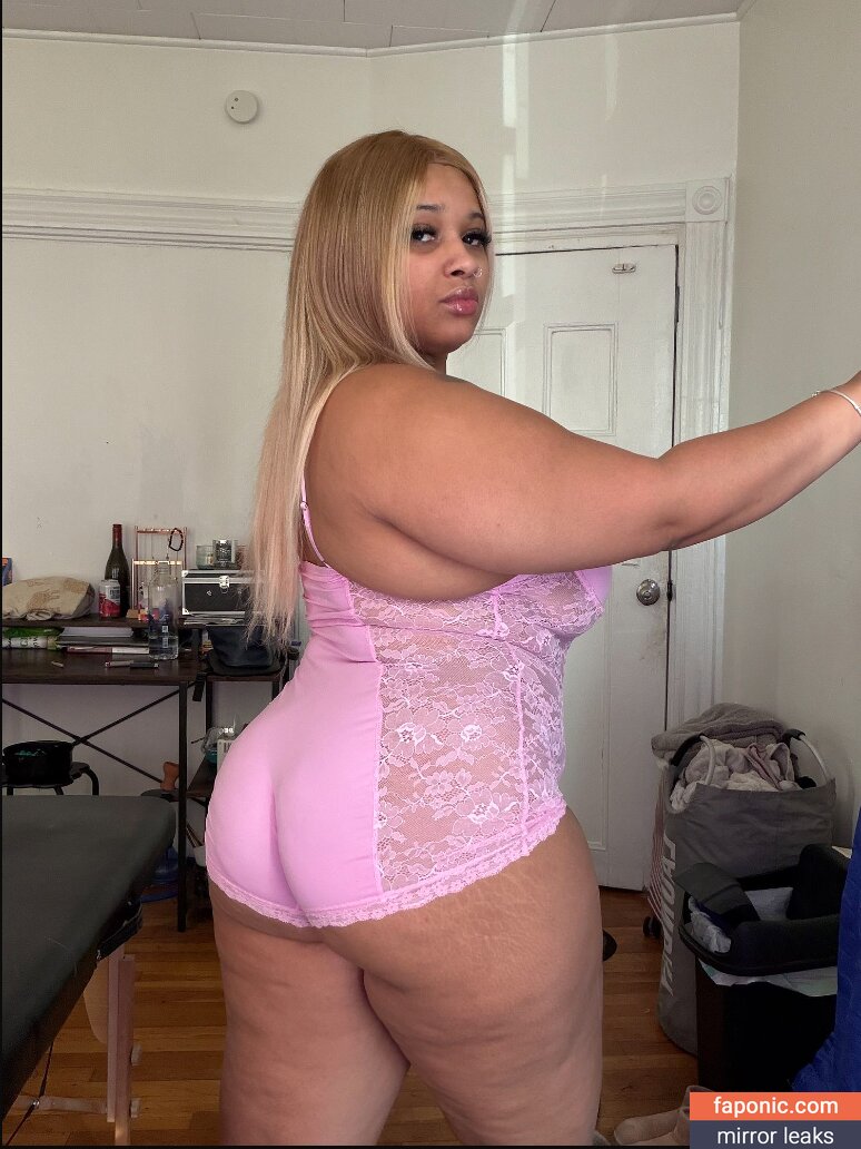 BBC Dildo Solos, Riding, Stroking, Sucking, etc., https:, lyssaoficiall, talitasilvx Nahé úniky OnlyFans Fotka #417