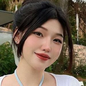 Ha My Duyen