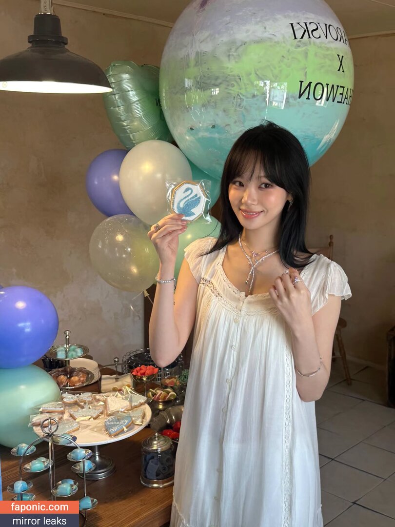 Kim Chaewon
