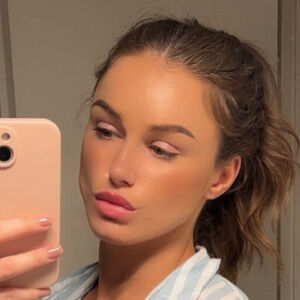 Pria_ammon